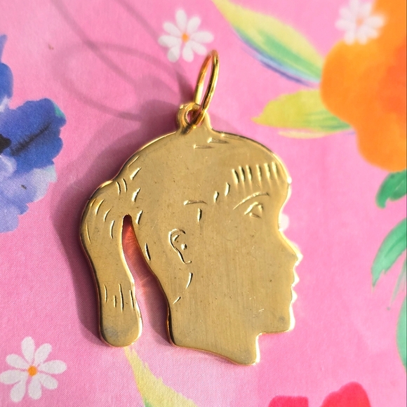 Vintage Jewelry - Vintage girl charm pendant gold tone metal head face mom mother daughter